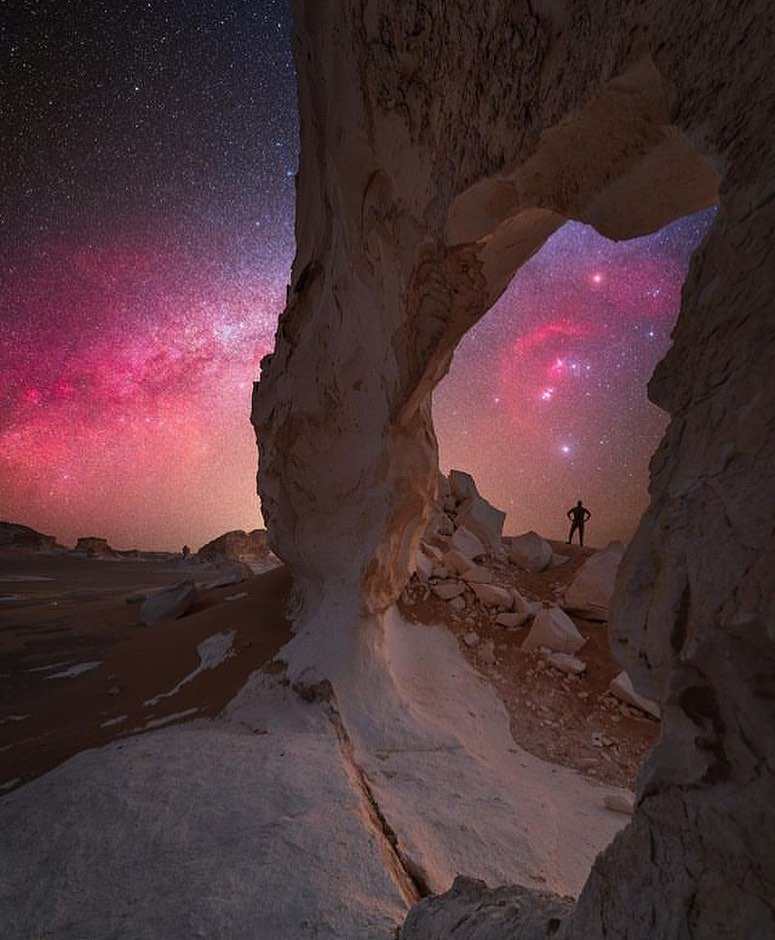 black and white desert tour egypt